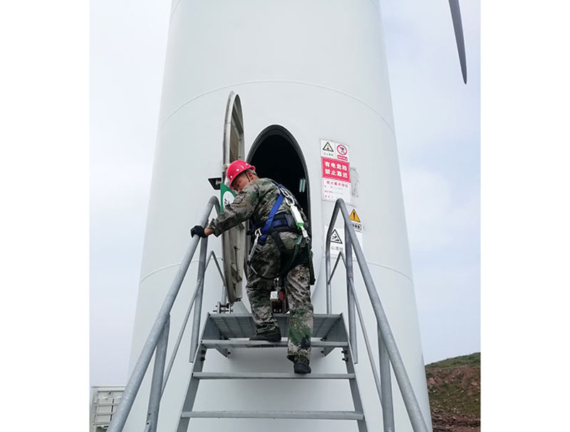 洛陽風(fēng)電塔筒清洗防腐